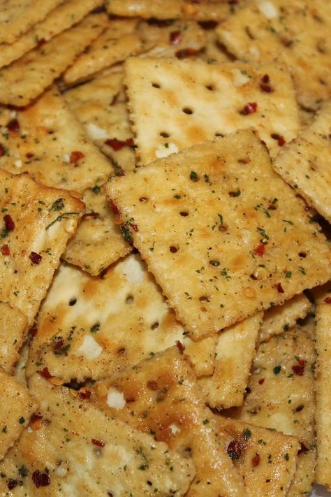 Beer Crackers Recipe, Comeback Crackers Recipe, Crackers Recipe Appetizers, Leftover Cracker Recipes, Cracktastic Crackers, Garbage Bag Crackers, Crackerjack Cookies, Cowboy Crackers, Gram Cracker Recipes