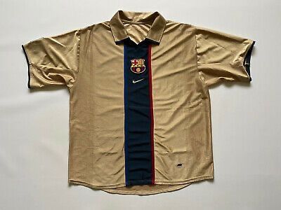 Barca Jersey, Vintage Barcelona, Barcelona Jerseys, Cool Shirt Designs, Vintage Football Shirts, Streetwear Inspo, 90s Hip Hop Fashion, Jersey Nike, Football Fashion