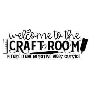 Crafting Quotes, Craft Room Signs, Cameo Crafts, Projets Cricut, Craft Room Design, Craft Room Decor, Craft Quotes, Cricut Craft Room, Craft Room Organization