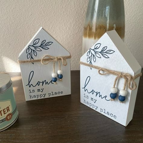 Home Is My Happy Place Tabletop/Desktop Stand Wooden House Decoration, Diy Projects To Make And Sell, Scrap Wood Crafts, Wood Block Crafts, Decoupage Wood, Mdf Crafts, Crafts For Seniors, Block Craft, Desktop Stand