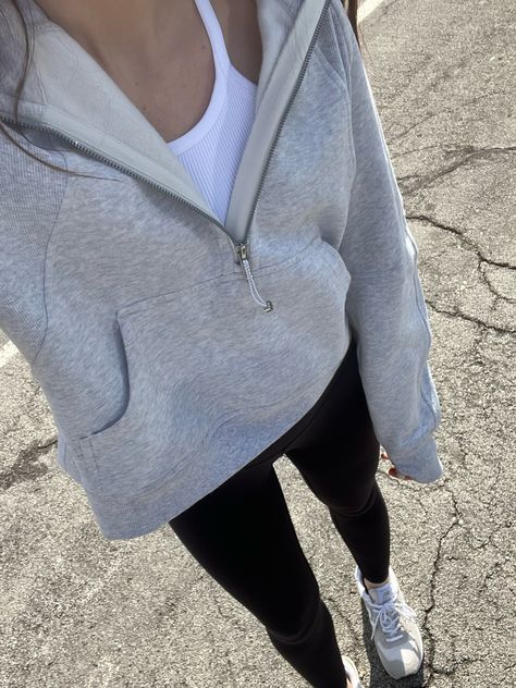 Lululemon Scuba Half Zip Grey, Scuba Oversized Half-zip Hoodie, Scuba Oversized 1/2 Zip Hoodie Lululemon, How To Style Scuba Half Zip, Grey Scuba Hoodie Outfit, Lululemon Scuba Half Zip Outfit, Zipper Hoodie Outfit, Half Zip Outfit, Scuba Oversized Full Zip