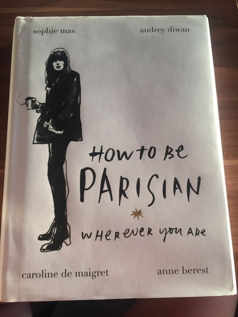 How To Be Parisian, Unread Books, Recommended Books To Read, Cool Books, World Of Books, Girl Reading, Book Girl, Book Aesthetic, Love Book