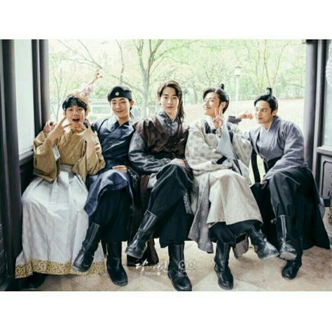 #moon #lovers Moon Lovers Cast, Baekhyun Moon Lovers, Scarlet Heart Ryeo Cast, Moon Lovers Drama, Moorim School, Scarlet Heart Ryeo, Kang Ha Neul, Scarlet Heart, Korean Drama Movies