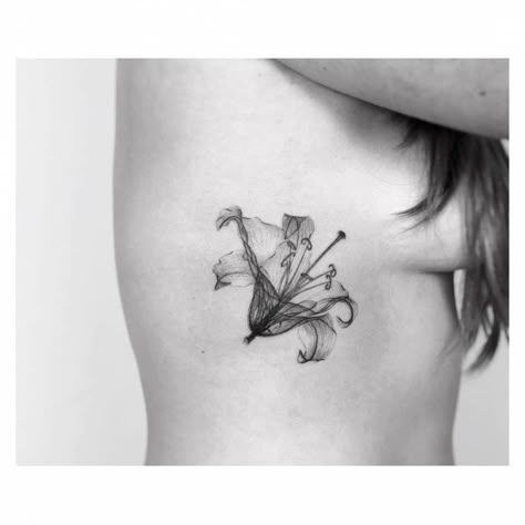 Flower Tattoo Chest, Xray Flower Tattoo, Scientific Tattoo, Stargazer Lily Tattoo, Xray Flower, Ray Tattoo, Needle Tattoo, Single Needle Tattoo, Tattoo Chest