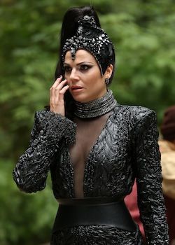 Queen Design, The Evil Queen, Once Up A Time, Swan Queen, Outlaw Queen, Regina Mills, Lost Girl, Movie Costumes, Evil Queen