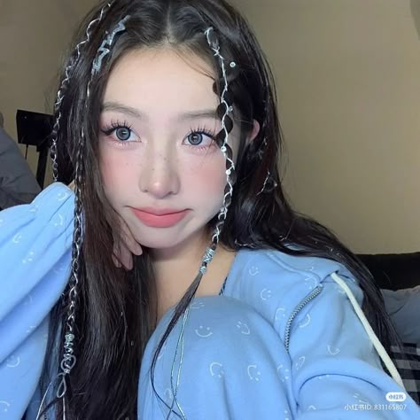 zienzhen on ig, red Fem Icons, Rave Hair, Kpop Hair, Aesthetic Korean, Hair Jewels, Hair Color Techniques, Ribbon Hairstyle, Pretty Hair Color, Hair Tattoos