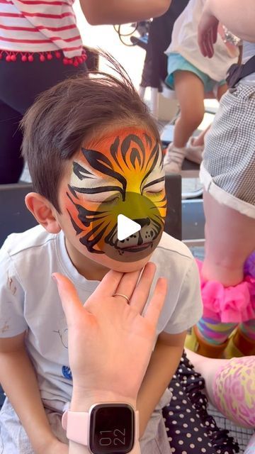 Bobcat Face Paint, Tiger Face Paint Easy Step By Step, Tiger Makeup For Kids, Animal Face Paint Ideas For Kids, Easy Tiger Face Paint, Simple Tiger Face Paint, Tiger Face Paint Easy, Face Painting Tiger, Tiger Face Painting