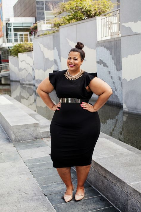 Plus Size Little Black Dress Garner Style, Little Black Dress Outfit, Nia Long, Girl Guide, Black Dress Outfits, Big Girl Fashion, Plus Size Beauty, Plus Size Fashion For Women, Curvy Girl Fashion