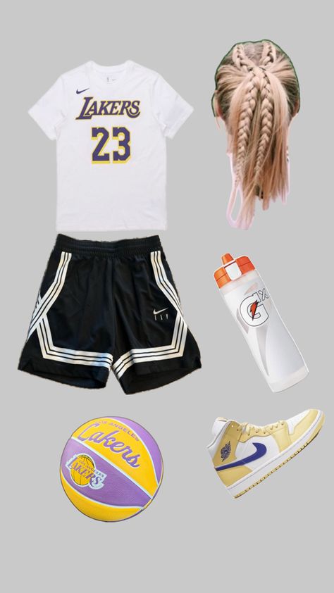 Girls basketball outfits Basketball Outfit Girl, Women Basketball Outfits, Girls Basketball Outfits, Basketball Outfit For Women Fashion, Basketball Shorts Outfit Women Style, Athlete Fits, Basketball Essentials, Basketball Shorts Outfit, Basketball Girls Outfits