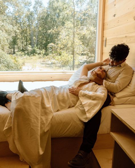 giving all the cozy cabin feels…🧦🐿️📚🍂 photographer: @sambillotte ! from our content day hosted by us and our friends @giaanandtai at the Getaway Cabin! Model Couple, Couple, Photography, Getaway Cabin #modelcouple #explorepage #couplegoals #explore #storytelling #photography #lovelustandlenses #777luckyfish #authenticlovemag #strollinthepark #couplephotoideas #pinterest #unscriptedposingapp #cabin #cabinphotoshoot #bridal #bridalphotoshoot Cabin Couple, Getaway Cabin, Model Couple, Elopement Photoshoot, Couple Photo Ideas, Forest Elopement, Romantic Cabin, Cabin Wedding, Storytelling Photography