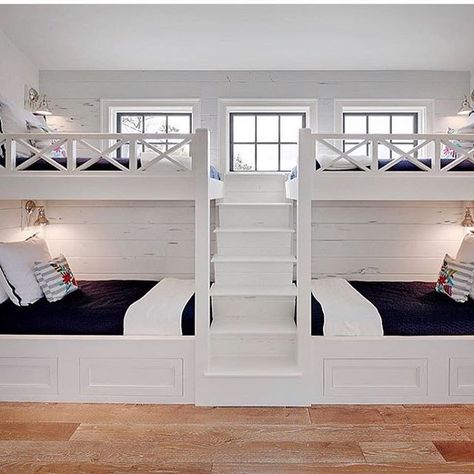 How amazing is this bunk bed room by @oldseagrovehomes. I mean seriously?? If I was building a house again we would definitely have one (and may- sooner than I thought:)) Modern Lake House Bedroom, Lake House Bedroom Ideas, Lakehouse Bedroom, Beds Loft, Kids Room Curtains, Bunk Bed Rooms, Lake House Bedroom, House Bedroom Ideas, Modern Bunk Beds