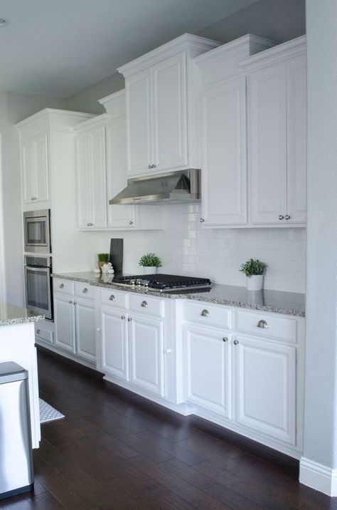 White Cupboards, Kabinet Dapur, Grey Countertops, Cabinet Remodel, Kitchen Details, Open Living, New House - Kitchen, New Kitchen Cabinets, Kitchen Remodel Before And After