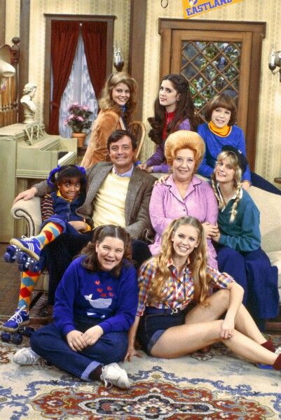 The beginning of a 9 year run. Only Mindy Cohn, Lisa Whelchel &Kim Fields would stick around for the entire run. Lisa Whelchel, The Facts Of Life, Facts Of Life, Life Cast, Childhood Tv Shows, Classic Television, Oral History, Old Shows, Celebrity Travel