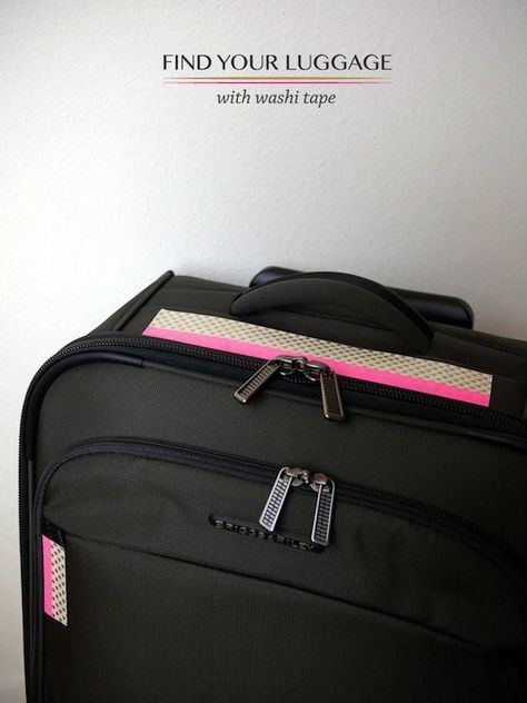 Genius ... use washi tape to make your luggage stand out on the airport carousel Luggage Ideas, Luggage Identifiers, Suitcase Stand, Colored Tape, Tape Ideas, Travel Project, Travel Crafts, Tape Washi, Washi Tape Crafts