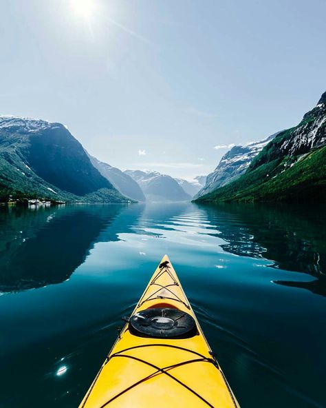 Inktober Prompts, Boats Wallpaper, Kayak Adventures, Connection With Nature, Photo Website, Clear Lake, Image 4k, Scenic Landscape, 4k Hd