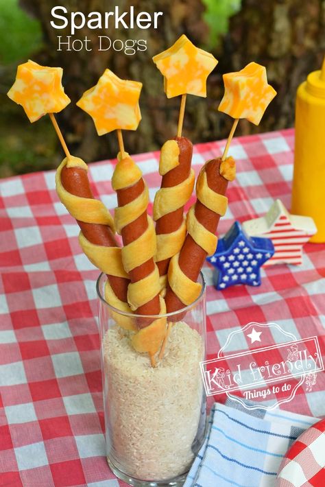 Firecracker Hot Dogs {A Fun Patriotic Food Idea} | Kid Friendly Things To Do Hotdogs Ideas, Firecracker Hot Dogs, Patriotic Food Ideas, Cream Jello, Kid Food Ideas, 4th Of July Party Ideas, Patriotic Food, 4th Of July Food, July Desserts