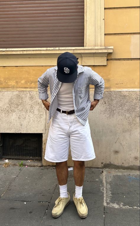 White Shorts Outfit Men, Shorts Outfit Men, Masc Outfit, White Shorts Outfit, Masc Outfits, Gay Outfit, Mens Shorts Outfits, Drip Outfit Men, Fall Fit