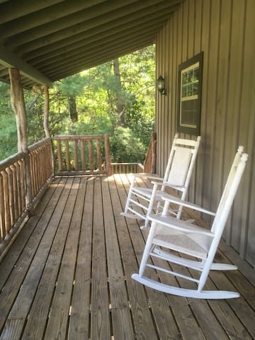 Maryville Tennessee, Smokey Mountains National Park, Tennessee Cabins, Tennessee House, Wood Cabin, Smoky Mountains Cabins, Gatlinburg Tennessee, House Beds, Smoky Mountain