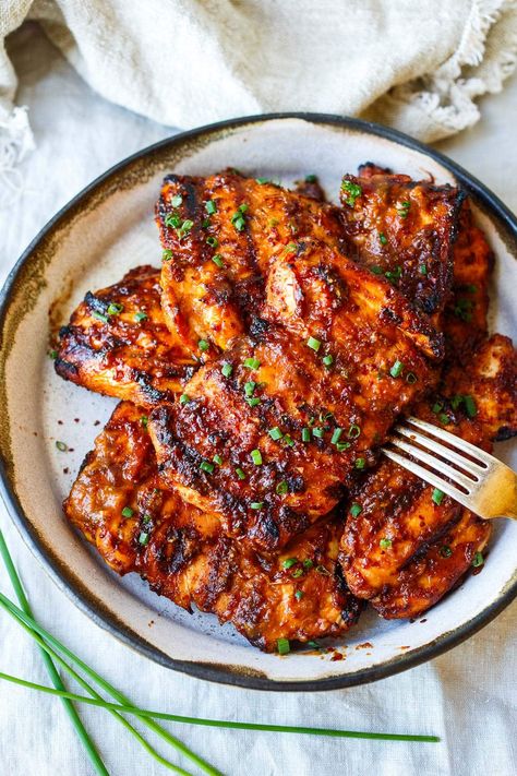 This Huli Huli Chicken recipe features mouthwatering Hawaiian BBQ chicken marinated in a tangy, sweet, savory glaze and then grilled to perfection. Grilled Salmon Salad, Huli Chicken, Grilled Potato Salad, Huli Huli, Huli Huli Chicken, Marinated Chicken Thighs, Easy Grilled Chicken, Impressive Recipes, Chicken Meals