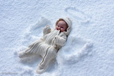 Make snow angels. | Community Post: 33 Reasons Why Snow Is The Best Rare Baby Names, Baby In Snow, Snow Angel, Unique Baby Names, Foto Baby, Foto Tips, Snow Angels, Jolie Photo, Baby Angel