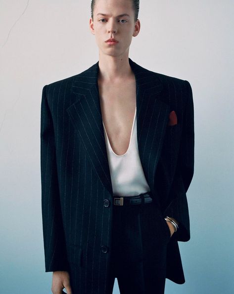 SPRING SUMMER 24 LOOKS | Saint Laurent | YSL Prom Suits For Men, Mcqueen Fashion, Formal Mens Fashion, Prom Suits, Anthony Vaccarello, Summer 24, Oversized Jacket, Mens Spring, Jacket Buttons