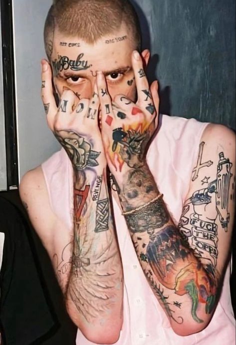 Lil Peep Pumpkin, Tattoo Code, Horrible Tattoos, Master Tattoo, Pumpkin Tattoo, Tattoos Arm, Tattoo Trend, Funny Tattoos, Bad Things