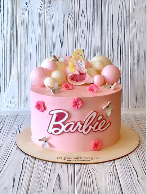 Barbie Inspired Cake, Barbie Cake Ideas Birthdays, Pink Food Ideas, Birthday Dinner Dresses, Barbie Theme Cake, Pink Birthday Cake Ideas, Barbie Themed Cake, Doll Cake Designs, Pink Birthday Cake