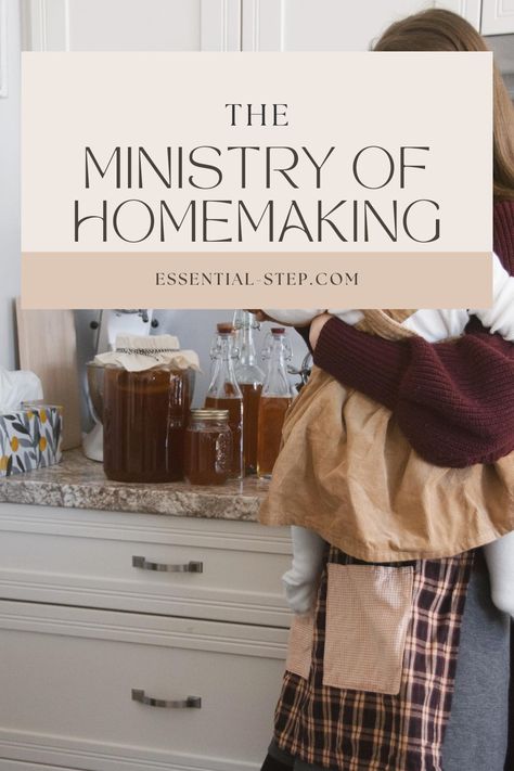 The Ministry of Homemaking: How Homemaking is an important duty of Christian Women - Essential Step Homemaker Schedule, Happy Homemaking, Simple Family Meals, Christian Homemaking, Homesteading Diy, Homesteading Skills, Serving Others, Home Management, Bible Studies