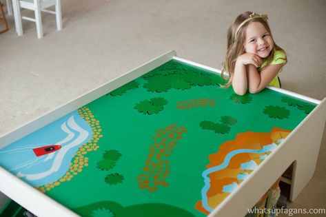 Playing with an empty train table. Turn into a Frozen playscape! Train Table Repurpose Ideas, Train Table Makeover Ideas, Train Table Makeover, Kids Train Table, Twos Classroom, Train Table Layout, Upcycle Kids, Diy Montessori Toys, What To Paint