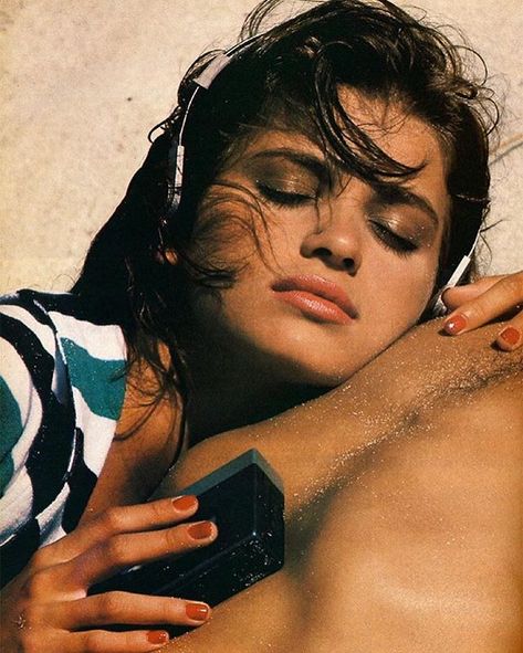 Kate & Kole (@kateandkole) • Instagram photos and videos Francesco Scavullo, Gia Carangi, 80s Girl, 90s Models, Vogue Us, Fashion Figures, Model Look, Cindy Crawford, Vogue Magazine