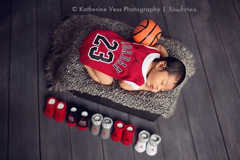 michael jordan baby boys room ideas | Baby Noah {Northern California | Sacramento Newborn Photographer} 6 Month Baby Picture Ideas, Baby Boy Newborn Pictures, Basketball Baby, Newborn Photography Boy, Baby Photoshoot Boy, Baby Boy Pictures, Desain Quilling, Newborn Baby Photoshoot, Baby Boy Photography