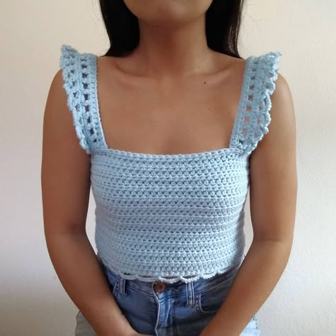 Baby Cardigan Pattern Crochet, Crochet Top Outfit, Crochet Crop Top Pattern, Crop Top Pattern, Crochet T Shirts, Crochet Ruffle, Mode Crochet, Crochet Tops Free Patterns, Kawaii Crochet