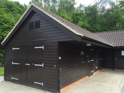 L Shaped Stable Block, L Shaped Stables, House With Stables, Stable Plans, Golf Studio, Sweet Chestnut Tree, Field Shelters, Stable Yard, Stable Block