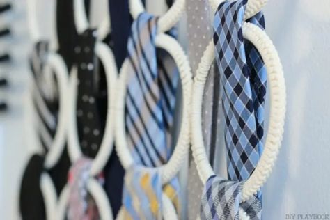 Easy and Helpful Tie Organizer Ideas | DIY Playbook Organizer Ideas Diy, Tie Organizer, Tie Holder, Tiny Closet, Organizer Ideas, Tie Organization, Diy Playbook, Build A Wall, Boys Ties