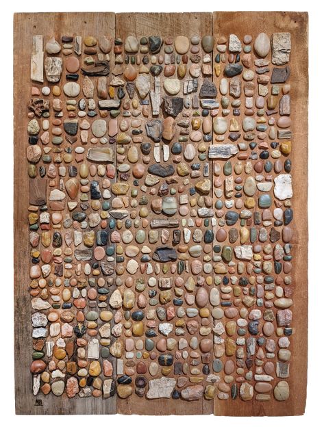 Rock Collection Storage, Rock Collection Display, Diy Home Decor Living Room, Mosaic Rocks, Rock Hunting, Wood Boards, Rock Wall, Rock Decor, Mexican Artists