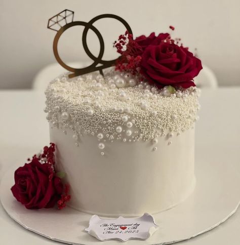 Engagement Cakes Ideas, Cakes For Engagement, Nikah Cake, Engagement Cake Designs Unique, Engagement Cake Ideas, Engagement Cake Designs, Welcome Cake, Anniversary Cake Ideas, Engaged Cake