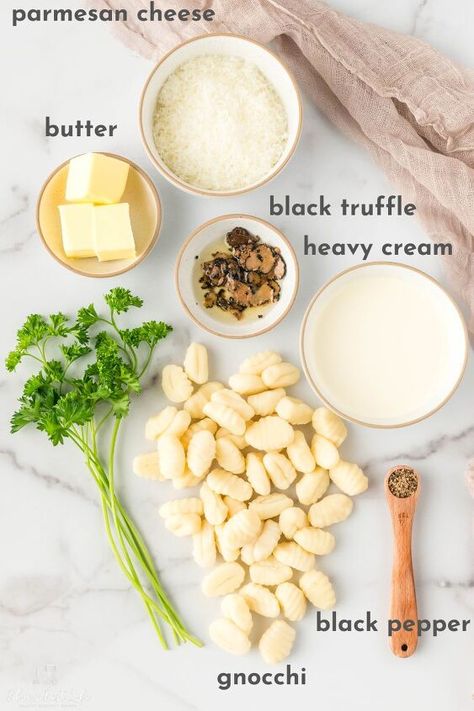 Pasta With Truffles, Truffle Cream Sauce Recipe, Black Truffle Cream Sauce Recipe, Black Truffle Recipe Dishes, Truffle Gnocchi Sauce, Truffle Gnocchi Recipes, Gnocchi Truffle Cream Sauce, Gnocchi Truffle, Black Truffle Gnocchi