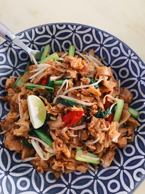 Kuey Teow Goreng, Pad Thai, Japchae, Home Cooking, Ethnic Recipes