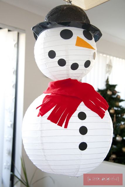 40 Quick and Cheap Christmas Craft Ideas for Kids | Daily source for inspiration and fresh ideas on Architecture, Art and Design Snowman Competition, Lantern Snowman, Indoor Snowman, Kersfees Idees, Christmas In Heaven Lantern, Cheap Christmas Crafts, Diy Snowman Decorations, Thanksgiving Crafts For Toddlers, Diy Schneemann