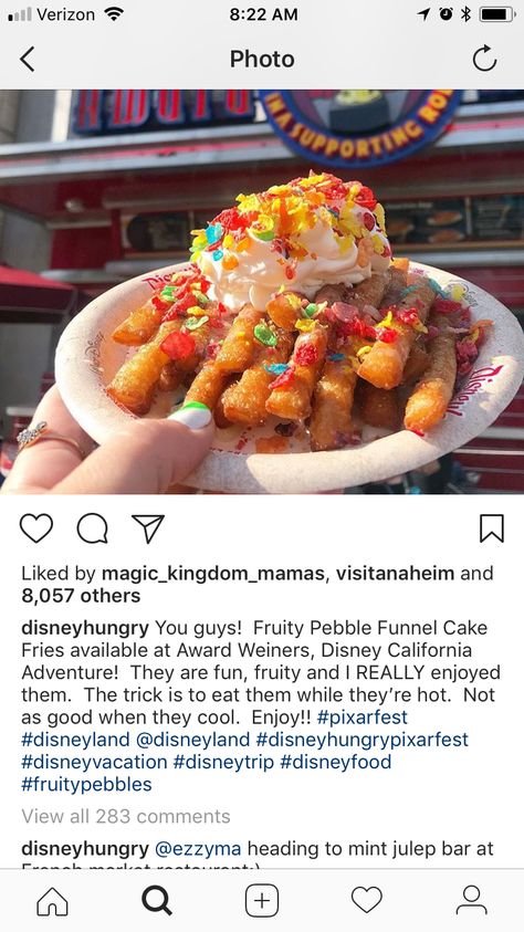 Funnel cake fries Loaded Funnel Cake, Funnel Cake Fries, Treat Making, Smoker Cooking, Vintage Bathroom Decor, Nail Art Images, Weiners, Fruity Pebbles, Funnel Cake