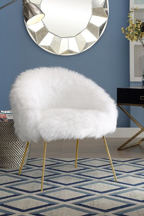 White Fluffy Chair, White Vanity Chair, Small White Bedrooms, White Bedroom Chair, Fluffy Chair, Home Office Modern, Dressing Chair, White Chairs, Trendy Furniture