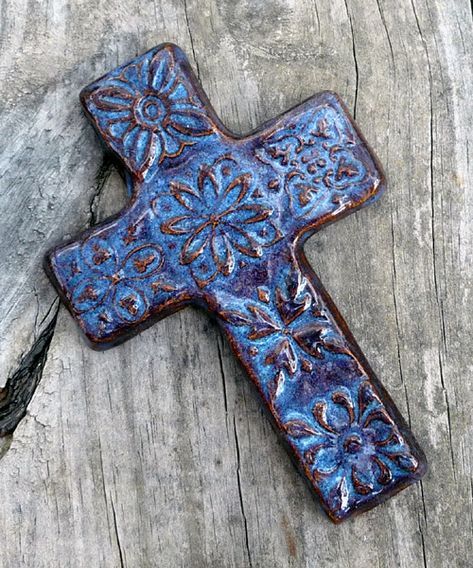 Blue Rutile Glaze, Blue Rutile, Easter Pottery, Clay Cross, Ceramic Crosses, Ceramic Glaze Recipes, Cross Crafts, Cross Gift, Pottery Handbuilding