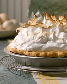 Coconut-cream pie, a spin-off of custard-cream pie, is a traditional Southern favorite that has moved far beyond the lower regions of the country to more widespread appreciation. This recipe is Martha's version of the classic dessert. Butter Pastry, Coconut Cream Pie Recipes, Comfort Desserts, Coconut Custard, Cream Pie Recipes, Coconut Cream Pie, Meringue Pie, Lemon Meringue, Homemade Desserts