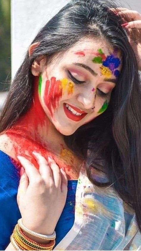 Holi Pics, Holi Background, Holi Girls, Holi Pictures, Women Celebrating, Festival Of Colors, Holi Photo, Holi Images, Holi Special