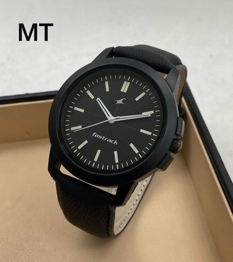 Fastrack Watches For Men, Fastrack Watches, Outfit Cowok, College Boys, Trendy Shoes Sneakers, Boy Fits, Minimalist Watch, Mens Fashion Watches, Edgy Wallpaper