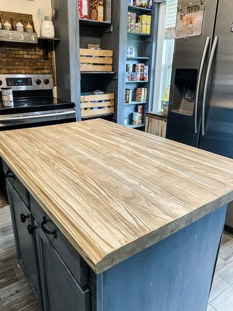 Diy Painted Laminate Countertops, Countertop Redo Cheap Formica, Cheap Kitchen Makeover Before And After, Make Laminate Look Like Wood, Easy Diy Kitchen Countertop Makeover, Upgrade Laminate Countertops, Countertop Redo Cheap Laminate, Fake Wood Countertops, Easy Diy Countertop Makeover