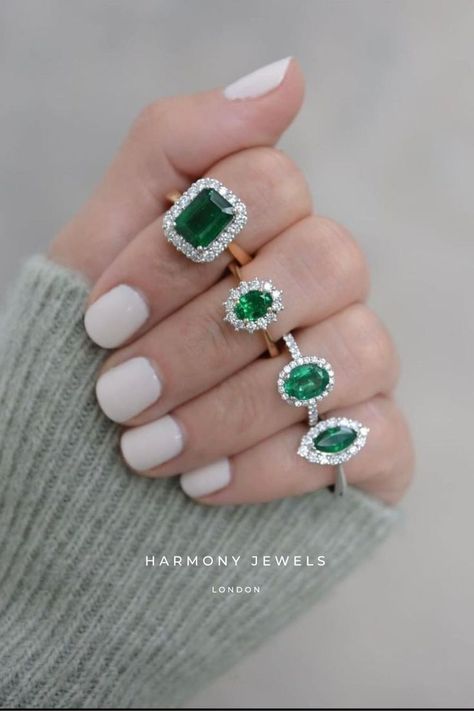 Really? Green emerald jewellery to celebrate St. Patricks Day? ☘️ WHY NOT! Antique Emerald Engagement Ring, Celebrate St Patricks Day, Emerald Engagement Ring Green, Halo Engagement Ring Emerald, Emerald Jewellery, Emerald Halo, Future Engagement Rings, Mom Ring, Pearl And Diamond Ring