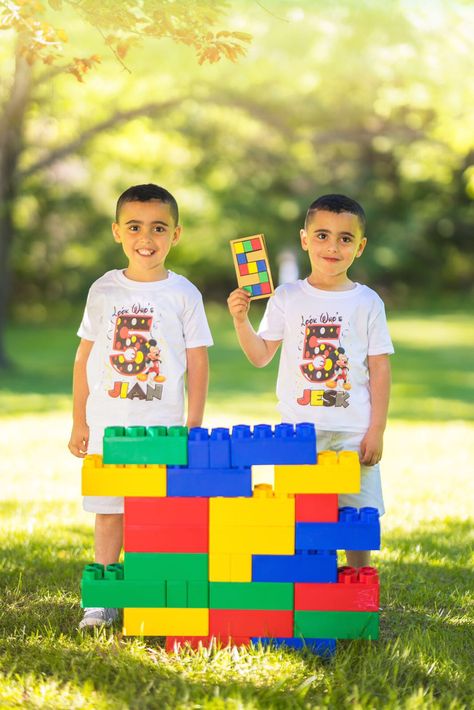 Lego Photoshoot, Photoshoot Ideas For Boys, Lego Themed Party, Lego Theme, 3rd Birthday Ideas, Lego Birthday Party, Newborn Photo Shoot, Lego Birthday, Photoshoot Idea