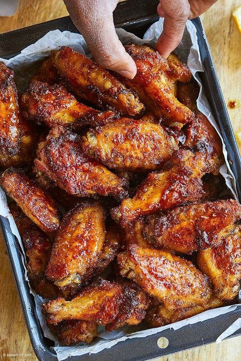 Chinese Wings Recipe, Baked Bbq Chicken Wings, Spicy Chicken Wings Recipe, Wings Recipe Baked, Chicken Wing Recipes Fried, Best Chicken Wing Recipe, Dinner Board, Wings Chicken, Chicken Wing Recipes Baked