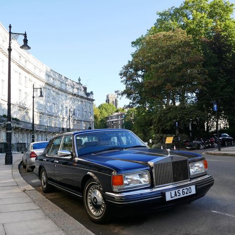 Rolls-Royce Silver Spirit  @carbrochure on Instagram  #London #UnitedKingdom Spirit rising . . . #luciensmith Lucien Smith, Rolls Royce Silver Spirit, Lincoln Lawyer, The Grudge, The Hallow, Jeepers Creepers, Car Brochure, Alternative Healing, Kim Possible